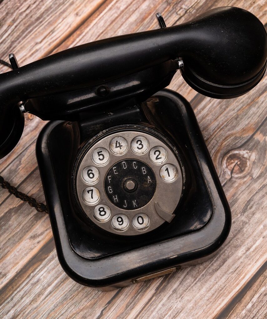 AT&T to Phase Out Traditional Landline Service by 2029